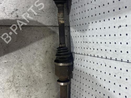 Used Right front driveshaft RENAULT TWINGO II (CN0_) 1.5 dCi (CN0E) (64 hp) 21701507