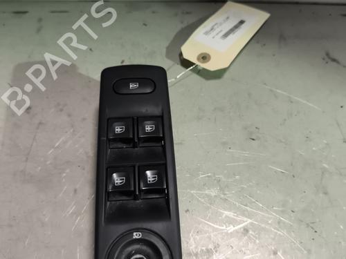 Used Left front window switch Left front window switch RENAULT CLIO IV (BH_) 1.5 dCi 75 (75 hp) 26178178 26178178