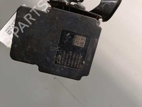 ABS pump TOYOTA YARIS (_P13_) 1.0 (KSP130_, KSP130) | BP28442174M43 