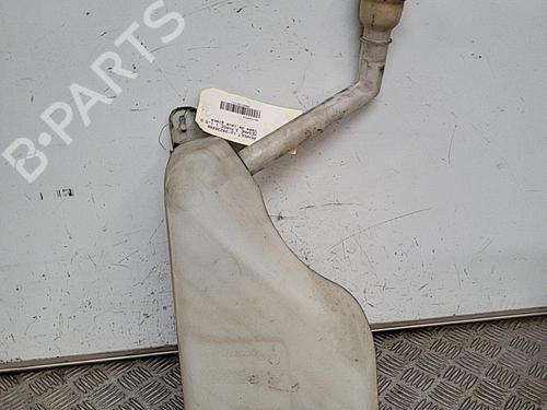 Used Windscreen washer tank RENAULT MEGANE III Hatchback (BZ0/1_, B3_) 1.5 dCi (106 hp) 21718940