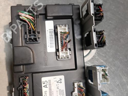 Used Fuse box Fuse box NISSAN JUKE (F15) 1.5 dCi (110 hp) 28078247 28078247
