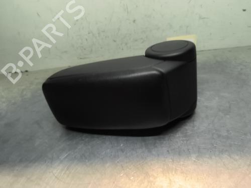 Bracciolo centrale AUDI A3 Sportback (8PA) 1.4 TFSI (125 hp) 32995755