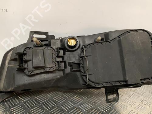Used Right headlight Right headlight FIAT STILO (192_) 1.6 16V (192_XB1A) (103 hp) 21715780 21715780
