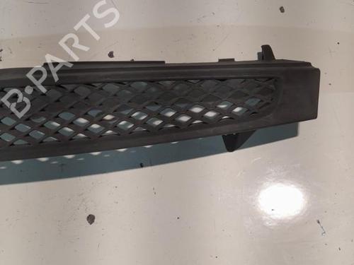 Used Grille FORD FIESTA V (JH_, JD_) 1.4 16V (80 hp) 21722283