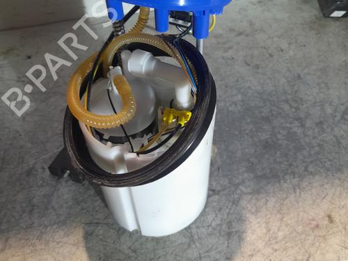 Used Fuel pump SKODA SUPERB III Estate (3V5) 2.0 TSI 4x4 (280 hp) 22789401