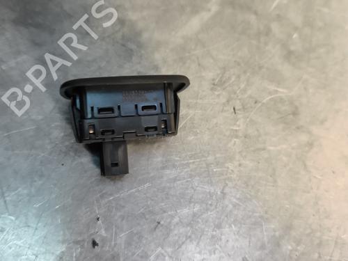 left-rear-window-switch-citroen-c5-iii-break-rw_-2008-2009-2010-2011-2012-2013-2014-2015-2016-2017-30357535 main image