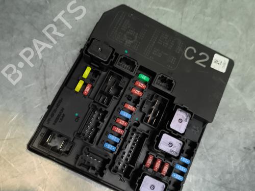 Used Fuse box Fuse box NISSAN JUKE (F15) 1.5 dCi (110 hp) 33992116 33992116