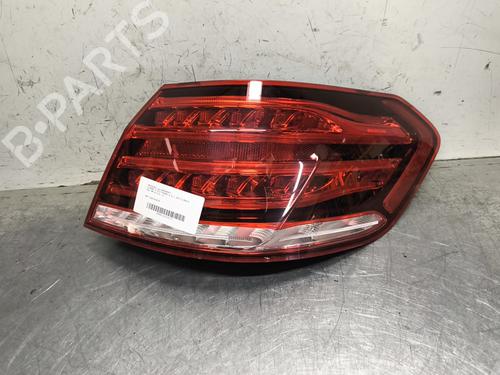 right-taillight-mercedes-benz-e-class-w212-2009-2010-2011-2012-2013-2014-2015-2016-32979284 main image