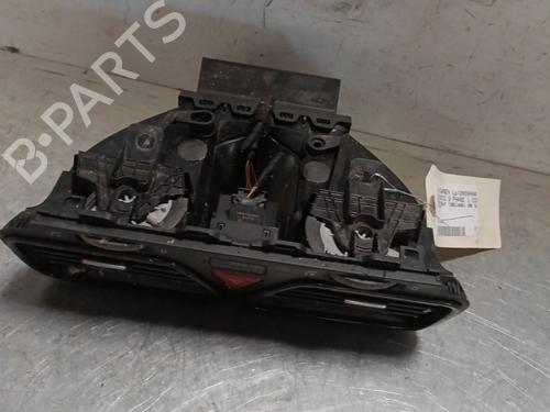 Air vent VW SCIROCCO III (137, 138) 2.0 TDI | BP28042651I21 - Image 2