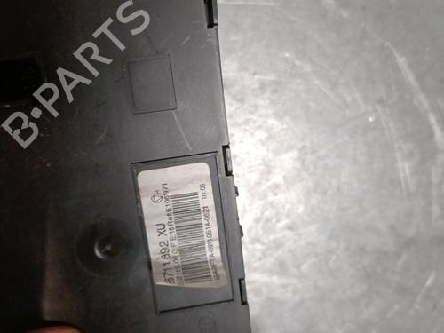 climate-control-citroen-c3-picasso-sh_-2008-28173085 main image