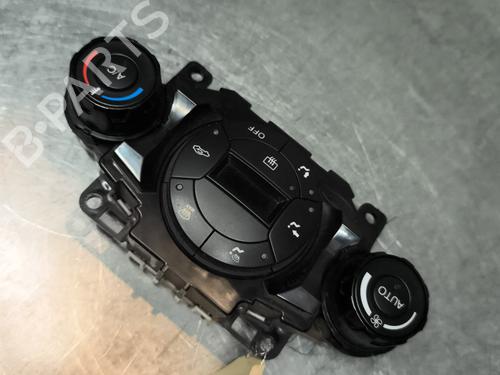 Used Climate control Climate control FORD FIESTA VI (CB1, CCN) 1.6 Ti (120 hp) 32993877 32993877