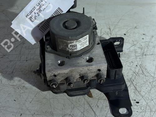 Used ABS pump PEUGEOT 308 II (LB_, LP_, LW_, LH_, L3_) 1.6 BlueHDi 120 (120 hp) 21717463