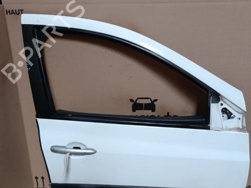 Used Right front door RENAULT CLIO III (BR0/1, CR0/1) 1.5 dCi (C/BR0G, C/BR1G) (68 hp) 25274773