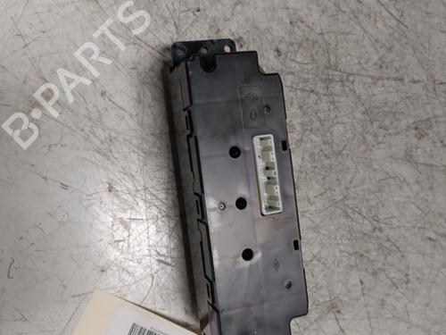 Climate control RENAULT KOLEOS I (HY_) 2.0 dCi 4x4 (HY0K) | BP21717094I5 