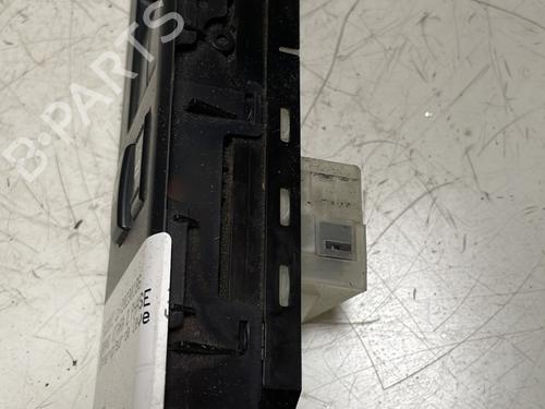 Left front window switch SUZUKI GRAND VITARA II (JT, TE, TD) 1.9 DDiS All-wheel Drive (JT419, TD44, JB419WD, JB419XD,... | BP24222614I27 - Image 3