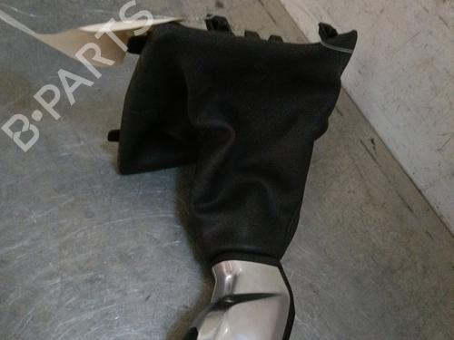 Used Gear lever PEUGEOT 208 I (CA_, CC_) 1.2 VTI 82 (82 hp) 28443018