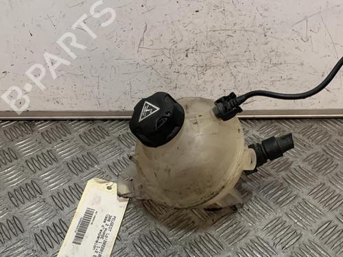 Used Expansion tank PEUGEOT 308 II (LB_, LP_, LW_, LH_, L3_) 1.2 THP 130 (131 hp) 21722504