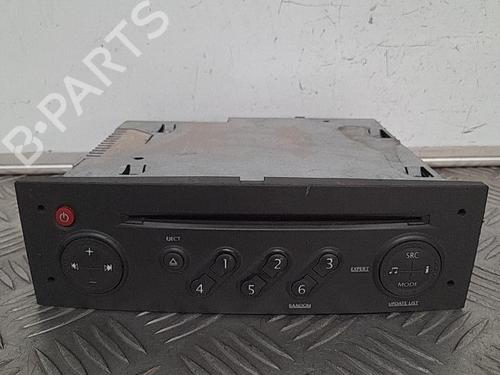 Used Radio RENAULT CLIO III (BR0/1, CR0/1) 1.5 dCi (BR17, CR17) (86 hp) 21698465