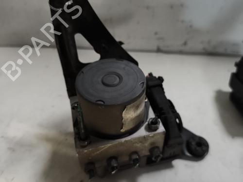 Used ABS pump RENAULT SCÉNIC II (JM0/1_) 1.5 dCi (JM1E, JM16) (106 hp) 24222105