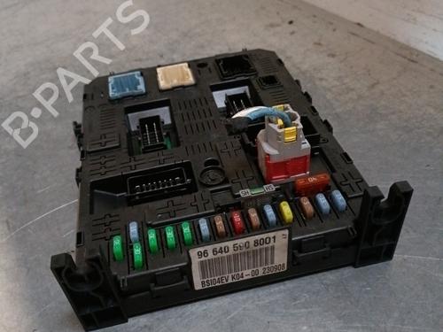Fuse box PEUGEOT 308 I (4A_, 4C_) 1.6 HDi | BP28443579E1