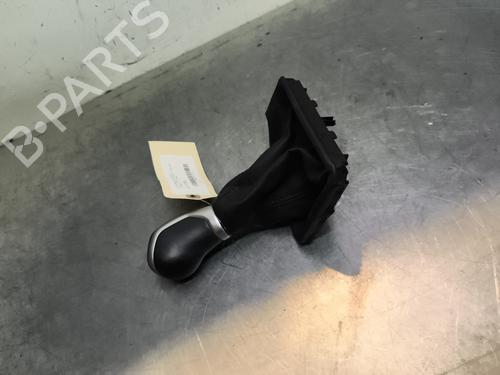 Gearknop VW POLO VI (AW1, BZ1, AE1) 1.0 TSI (110 hp) 32994582