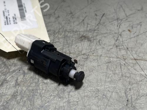 electronic-module-renault-clio-iii-br01-cr01-2005-2006-2007-2008-2009-2010-2011-2012-2013-2014-29354074 main image