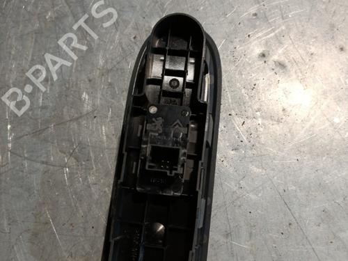 Used Right front window switch Right front window switch PEUGEOT 308 SW I (4E_, 4H_) 2.0 HDi (136 hp) 21721149 21721149