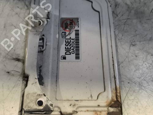 fuel-flap-vw-transporter-t5-van-7ha-7hh-7ea-7eh-2003-25444433 main image