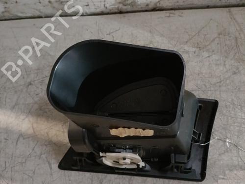 air-vent-renault-megane-iii-hatchback-bz01_-b3_-2008-25985471 main image