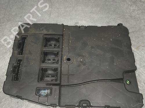 Used Fuse box Fuse box RENAULT MEGANE II Coupé-Cabriolet (EM0/1_) 1.9 dCi (120 hp) 32996434 32996434