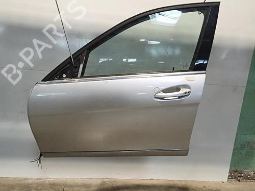 Used Left front door Left front door 37148089 37148089