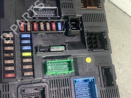 Fuse box PEUGEOT 208 I (CA_, CC_) 1.4 HDi | BP27213897E1