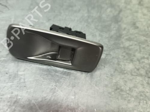 Used Left rear window switch JAGUAR XF I (X250) 3.0 D (241 hp) 32994489