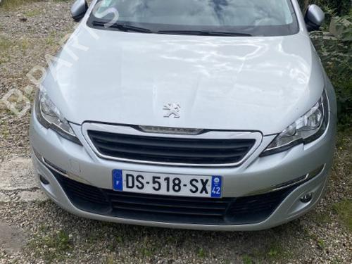 Brugte PEUGEOT 308 II (LB_, LP_, LW_, LH_, L3_) 1.2 THP 110 (110 hp) 4414391