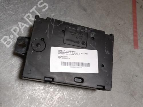 Fuse box RENAULT CLIO IV (BH_) 1.5 dCi 75 | BP27893842E1 - Image 3