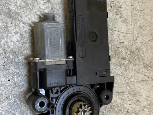 Used Front left window mechanism Front left window mechanism RENAULT SCÉNIC III (JZ0/1_) 1.5 dCi (110 hp) 21720601 21720601