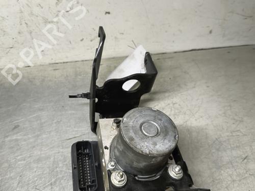 Used ABS pump ABS pump CITROËN C3 III (SX) 1.5 BlueHDi 100 (SXYHYP, SXYHTU) (102 hp) 33870314 33870314