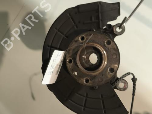 Used Left front steering knuckle Left front steering knuckle FIAT 500X (334_) 1.6 D Multijet (334AXA1B, 334AXA11) (120 hp) 32995016 32995016