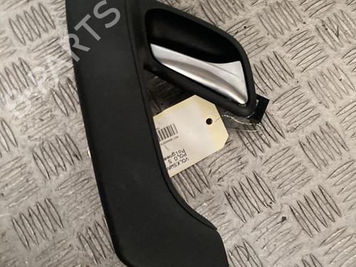 Used Front right interior door handle VW POLO V (6R1, 6C1) 1.2 (70 hp) 21695063