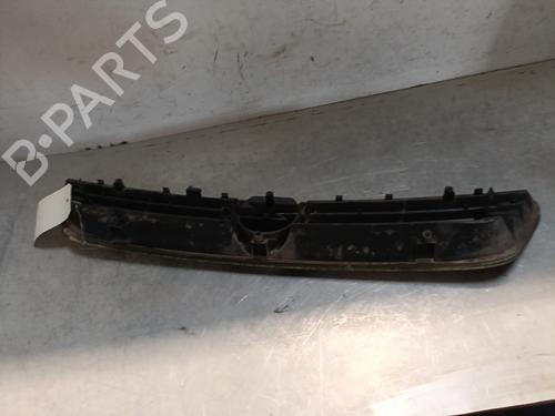 Used Grille Grille 27810173 27810173