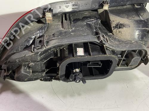 right-taillight-vw-up-121-122-bl1-bl2-bl3-123-2011-23822935 main image