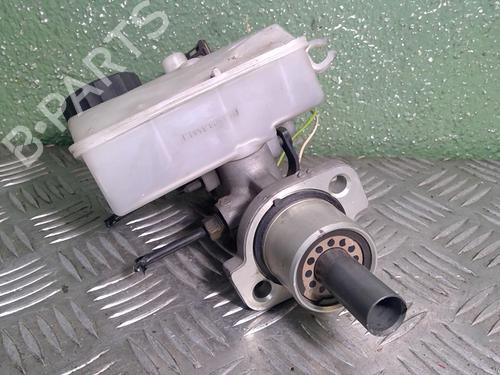 Used Brake master cylinder PEUGEOT 206 Hatchback (2A/C) 1.4 HDi eco 70 (68 hp) 21708937