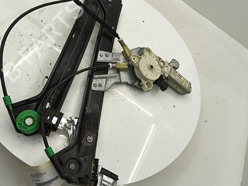 rudehejsemekanisme-ventre-foran-cadillac-bls-2006-36108552 main image