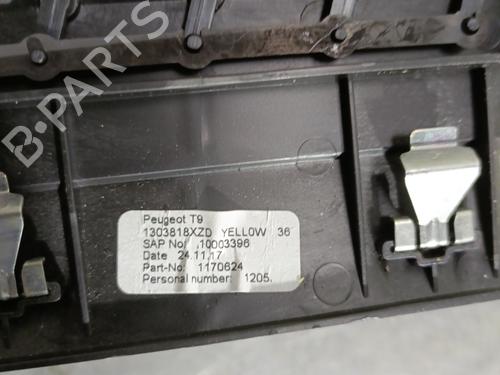 Used Air vent PEUGEOT 308 II (LB_, LP_, LW_, LH_, L3_) 1.6 BlueHDi 120 (120 hp) 29304869