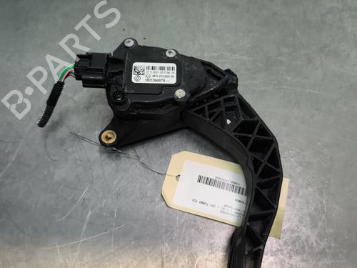 Pedal embrague Pedal embrague 38229720 38229720