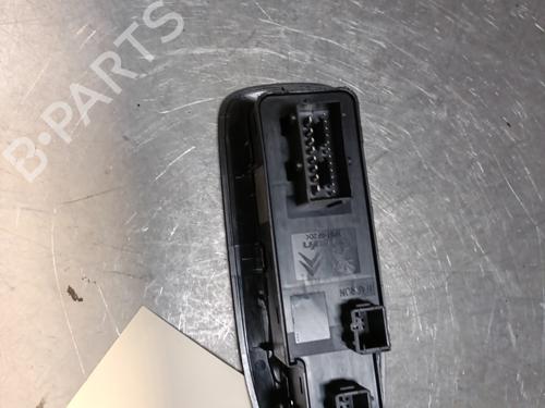 Left front window switch PEUGEOT 208 I (CA_, CC_) 1.2 THP 110 | BP28165653I27 