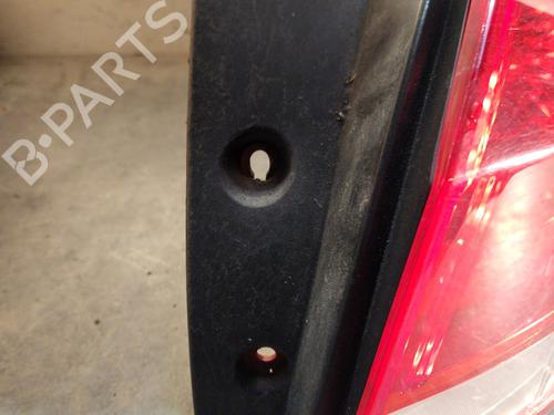 right-taillight-renault-clio-iii-grandtour-kr01_-2007-32162367 main image