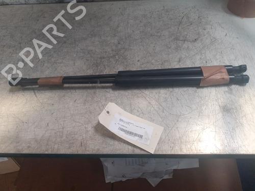 tailgate-lift-support-renault-megane-iv-hatchback-b9amn_-2015-32218538 main image