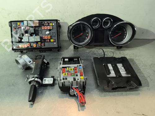 Used Electronic module OPEL ASTRA J (P10) 1.4 Turbo (68) (120 hp) 29538118