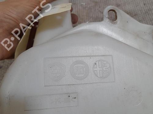 Windscreen washer tank ALFA ROMEO 159 Sportwagon (939_) 2.0 JTDM (939BXP1B) | BP21697152C113 